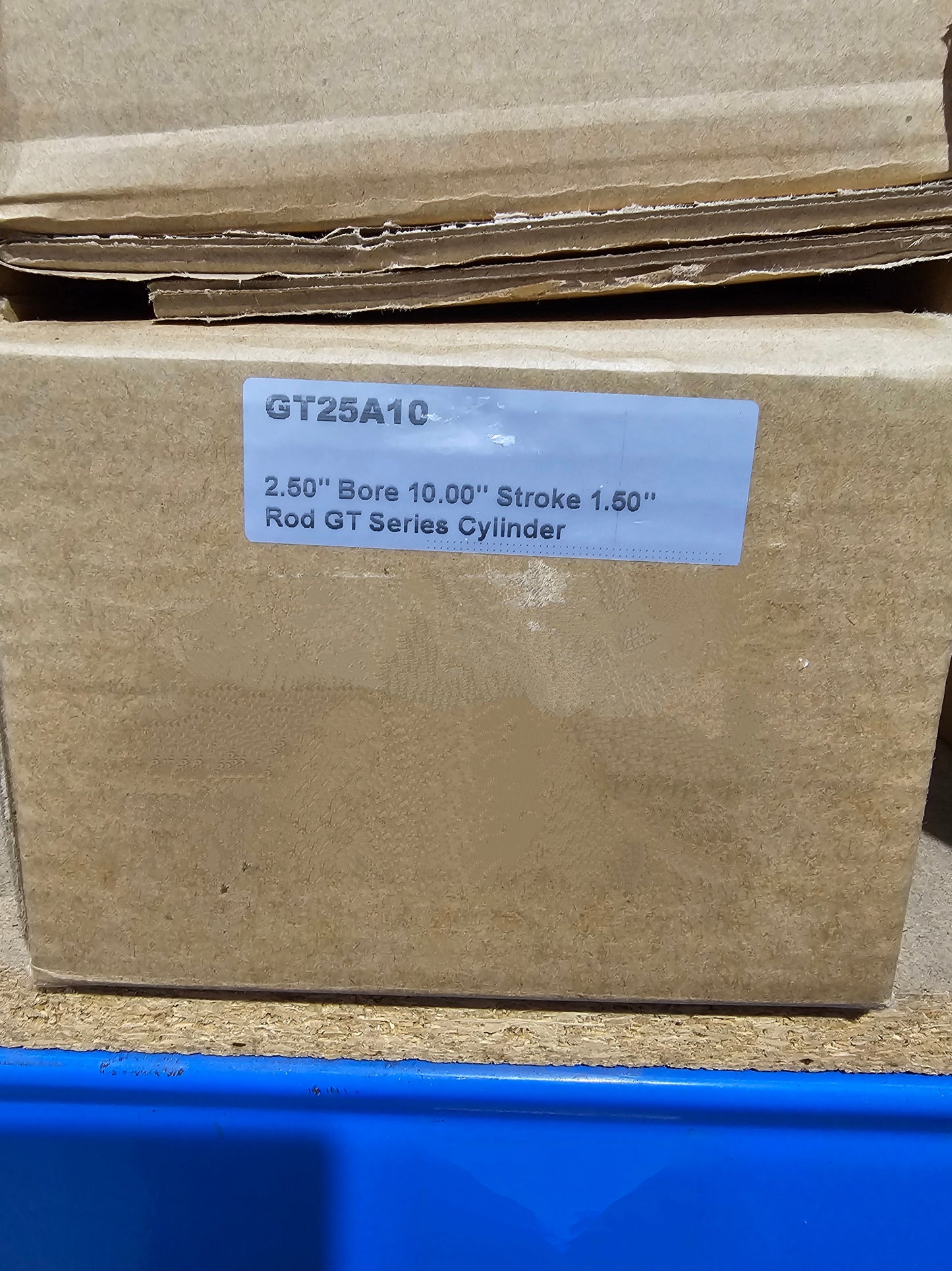 Ag Cylinder - 2.5" Bore - 10" Stroke - 1.5" Rod - 22.25" Closed Centre